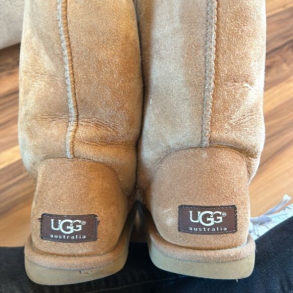 Ugg Classic Short For Cheap - Picture 4 of 7
